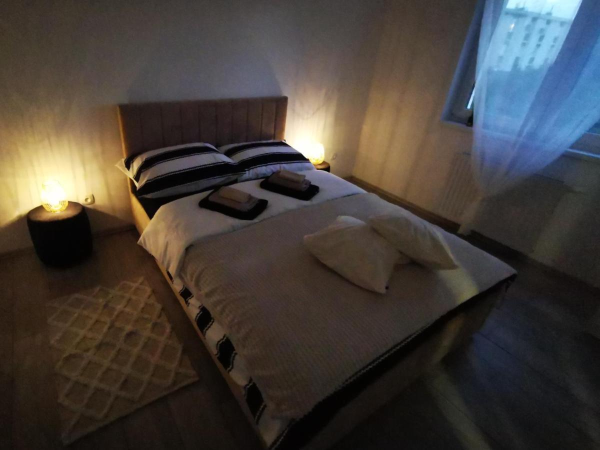 Golden - Self Check In Apartment Osijek Exterior photo